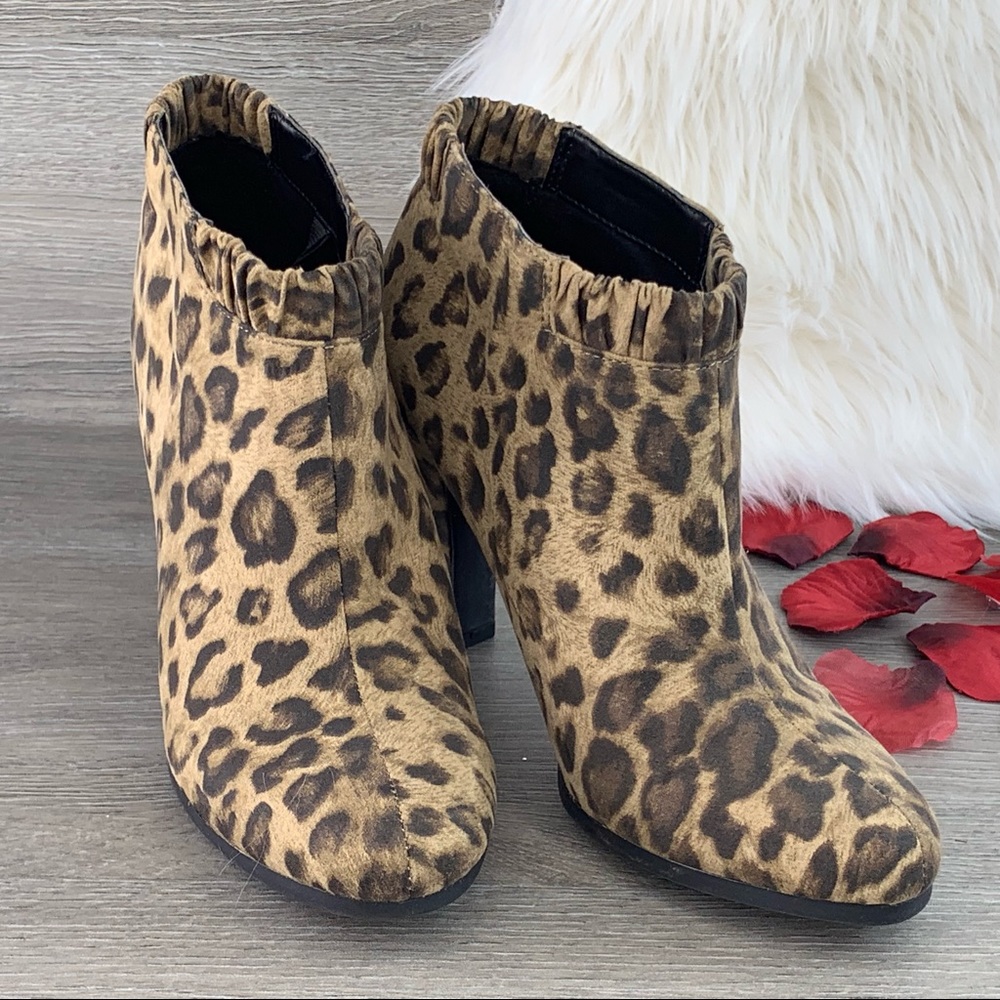 Sam & Libby brown leopard print ankle boots heels